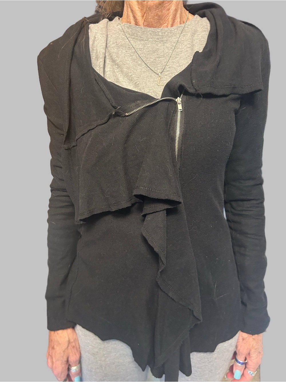 Vintage Havana Black Ruffle Zip-Front Long Sleeve Top